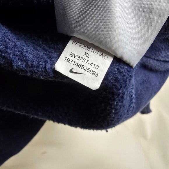 Nike Boys Hoodie XL Navy Blue Pullover Sweatshirt Youth Sportswear Club Fleece - Picture 9 of 9